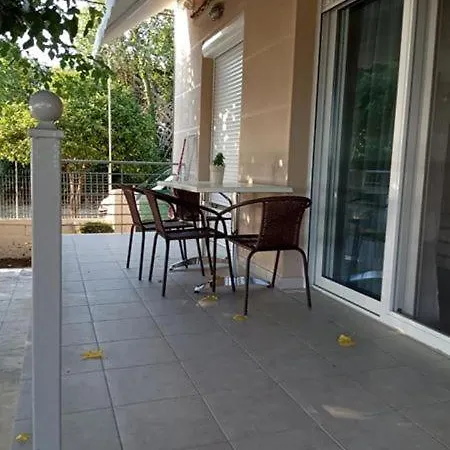 Apartment Mamanis