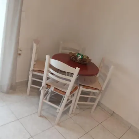 Mamanis Apartment *