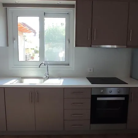 Mamanis Apartment