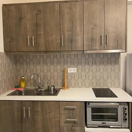 Mamanis Apartment *