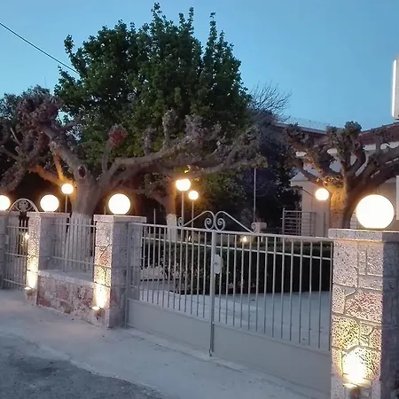 Διαμέρισμα Mamanis *
