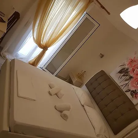 Apartment Mamanis *
